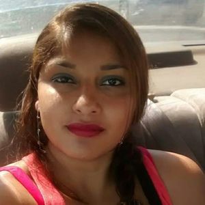 Meet your Posher, Lesly